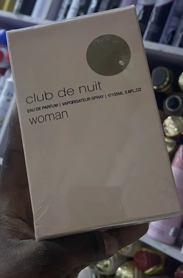 CLUB DE NUIT WOMAN