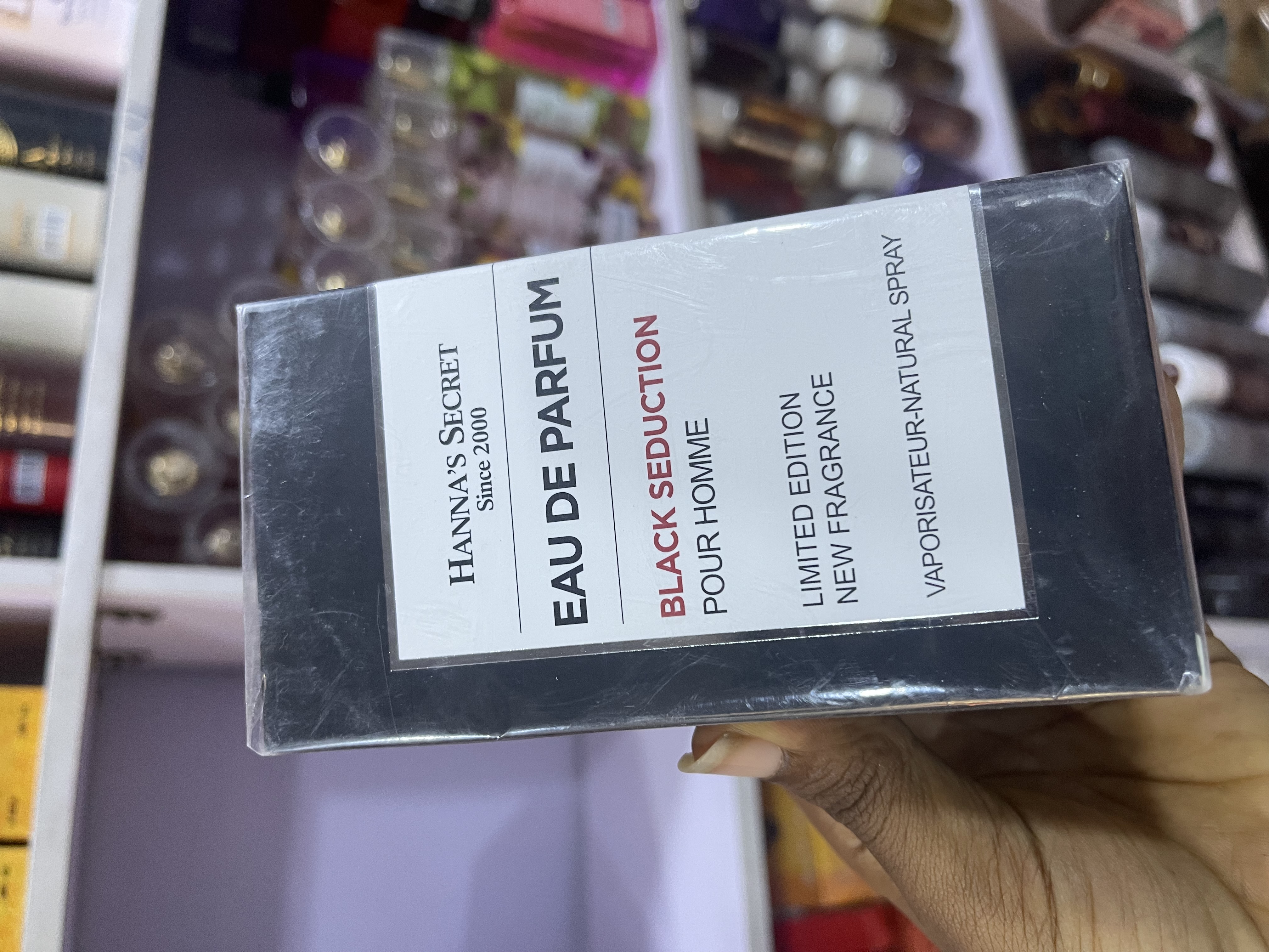 HANNAH SECRET PERFUME view 2