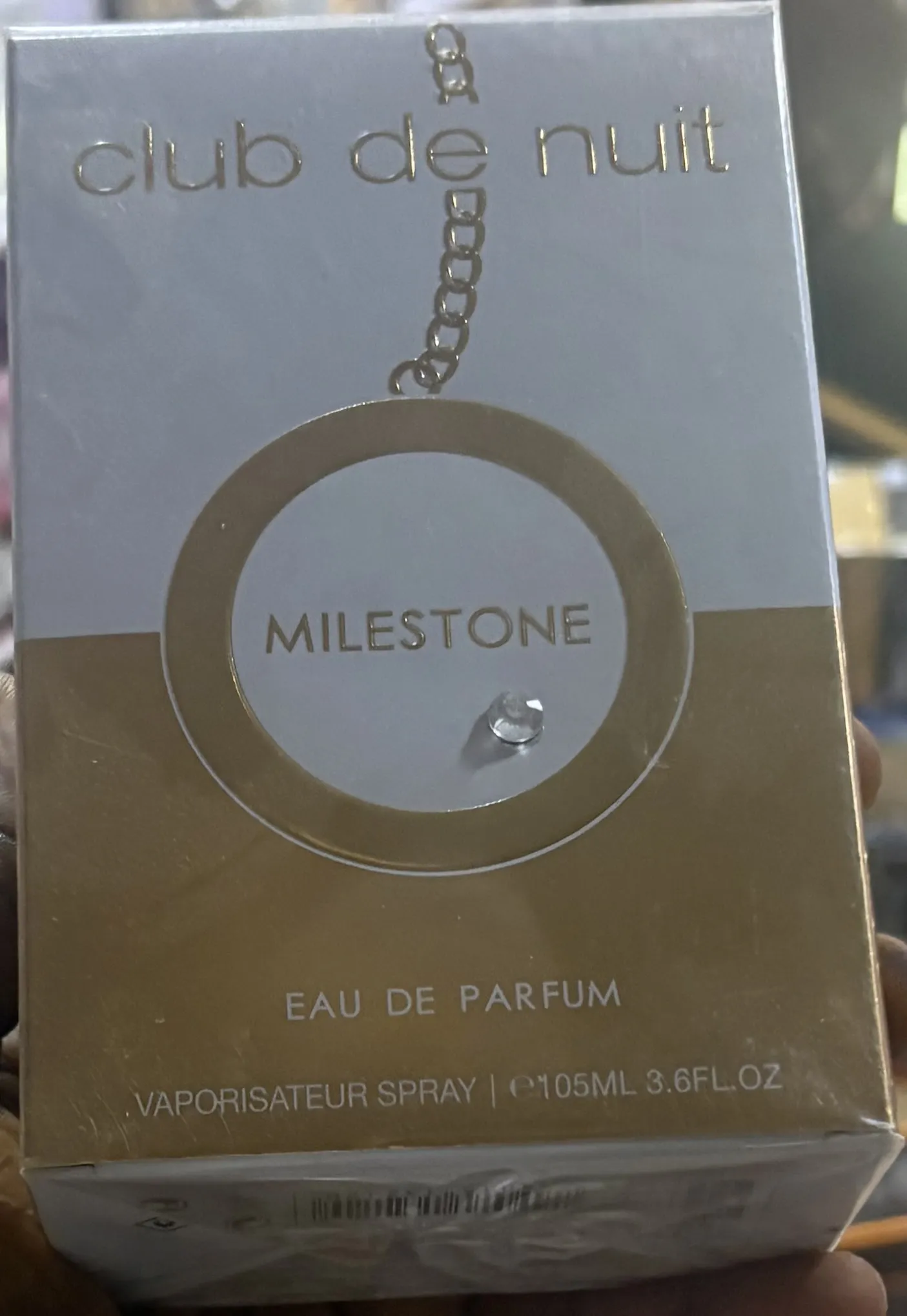CLUB DE NUIT MILESTONE