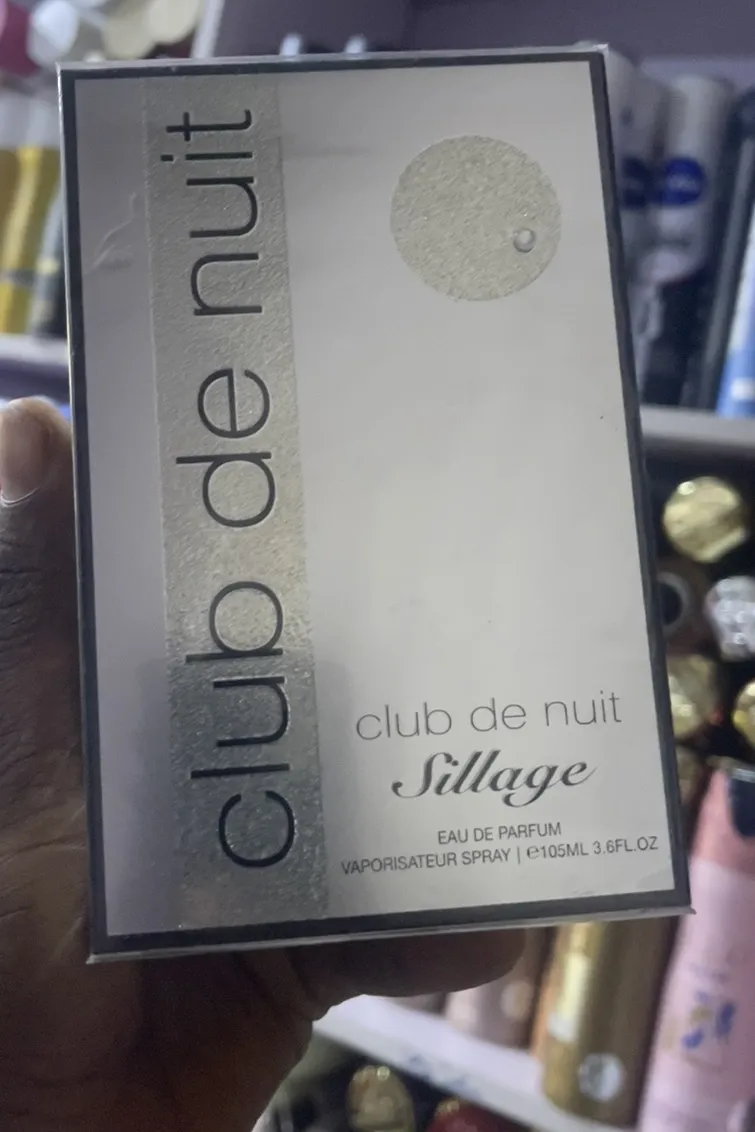 CLUB DE NUIT SILLAGE