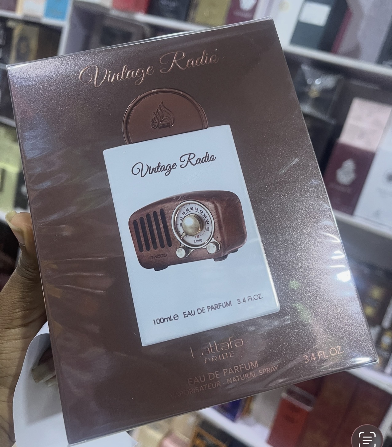 VINTAGE RADIO